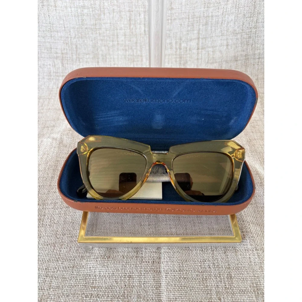 Komono Stella Sunglasses Womens OS Cider Black Excellent Cat Eye UV400 Two-Tone